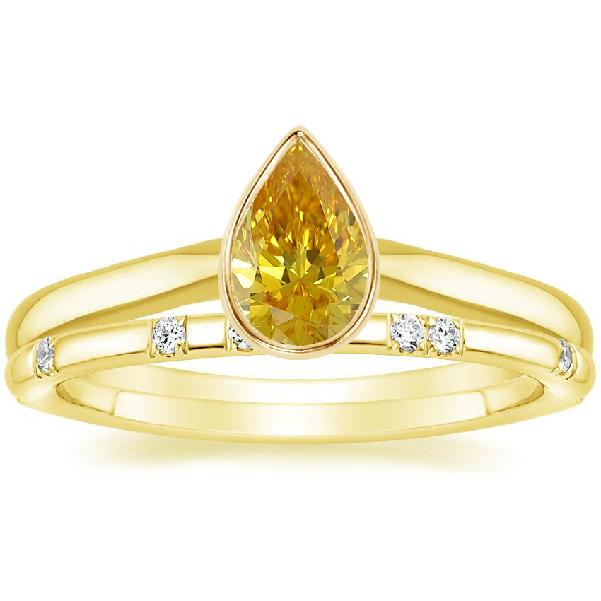 18K Yellow Gold Luna Ring with Astra Diamond Ring