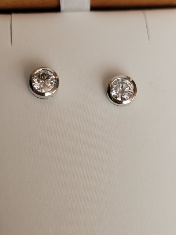 Oval diamond ring on hand