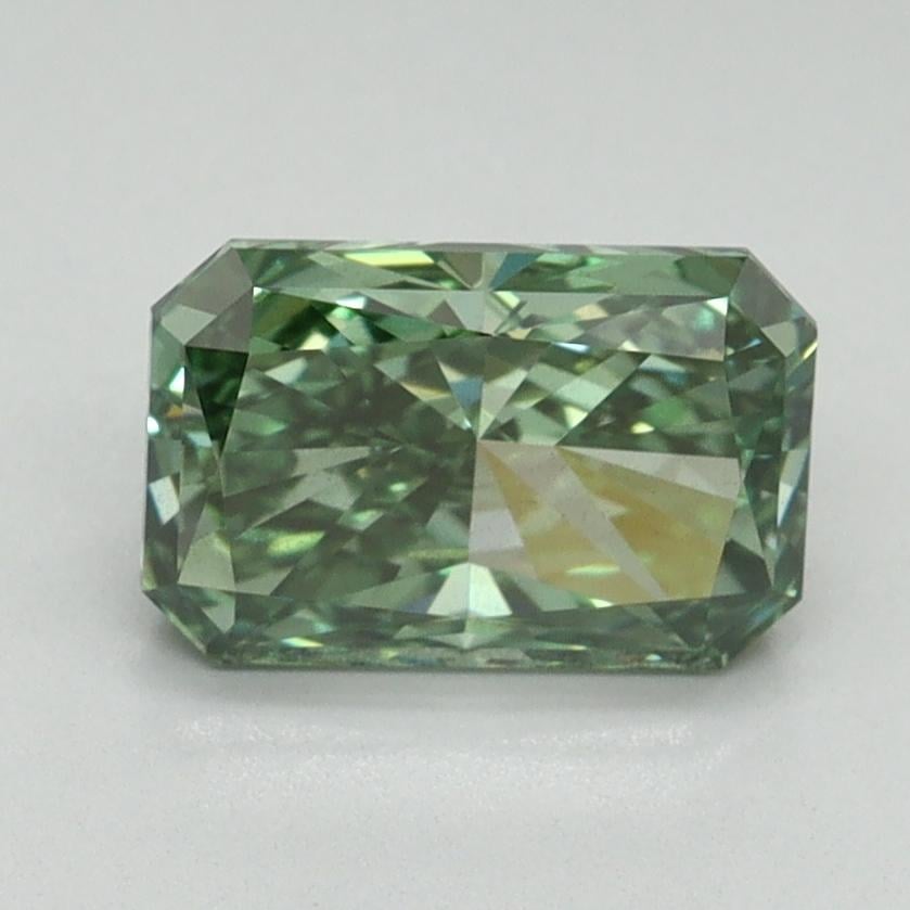 1.51 Ct. Fancy Vivid Green Radiant Lab Grown Diamond