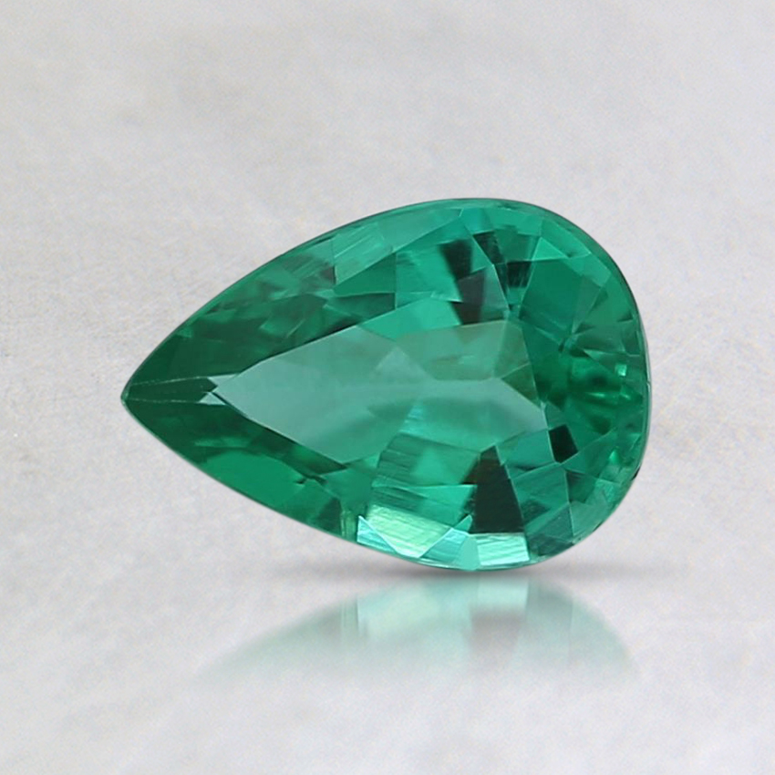 6.9x4.8mm Pear Emerald