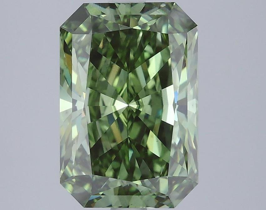 3.77 Ct. Fancy Vivid Green Radiant Lab Grown Diamond