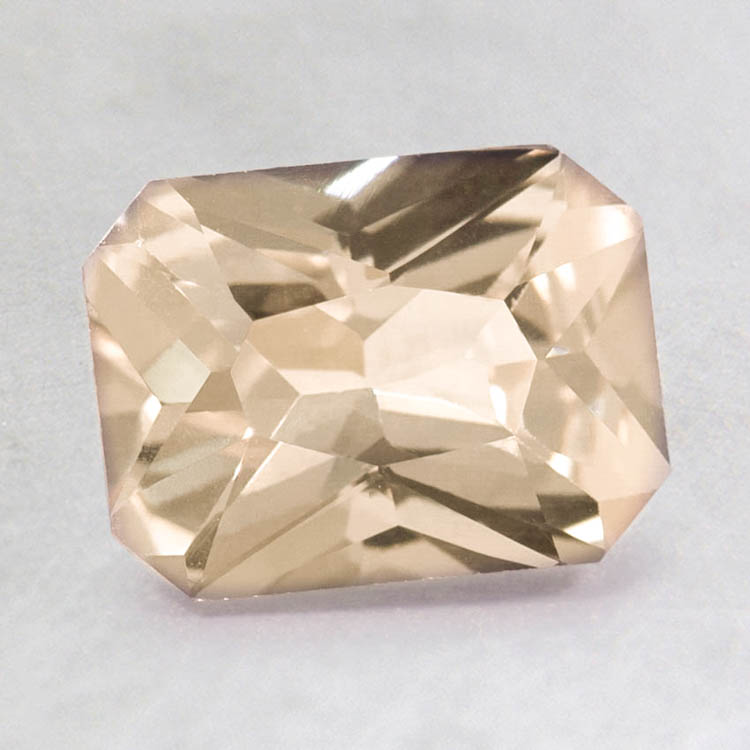 8x6mm Peach Radiant Sapphire