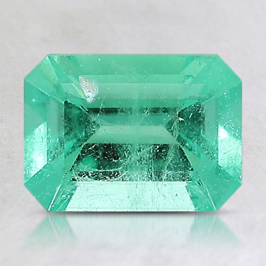 8.3x6mm Colombian Emerald