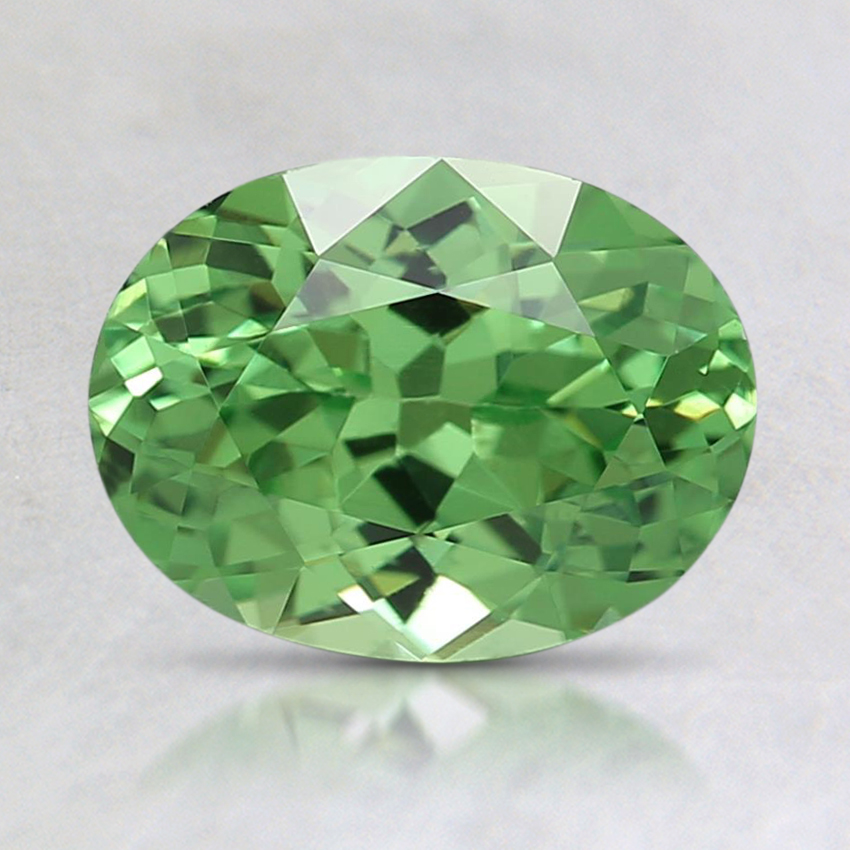 8.1x6.1mm Mint Oval Garnet