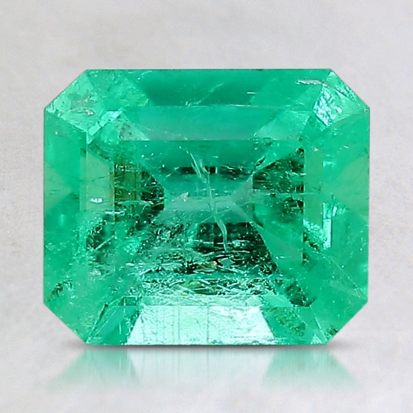8.2x7mm Colombian Emerald