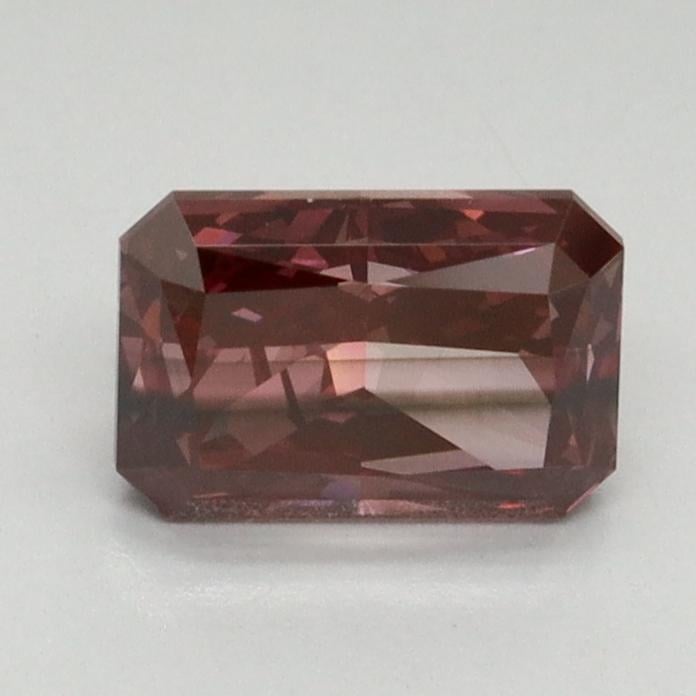 1.07 Ct. Fancy Vivid Red Radiant Lab Grown Diamond