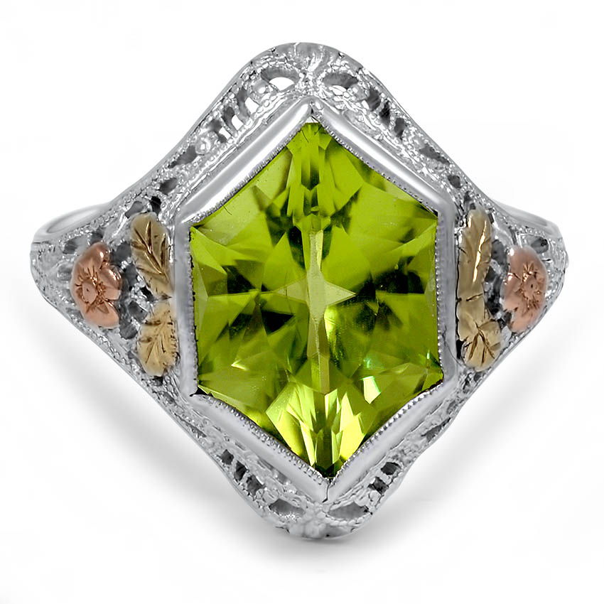 Edwardian Peridot Vintage Ring
