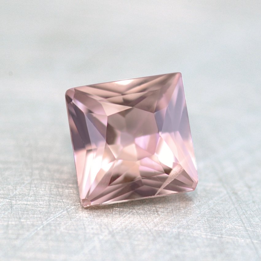 6mm Peach Princess Sapphire