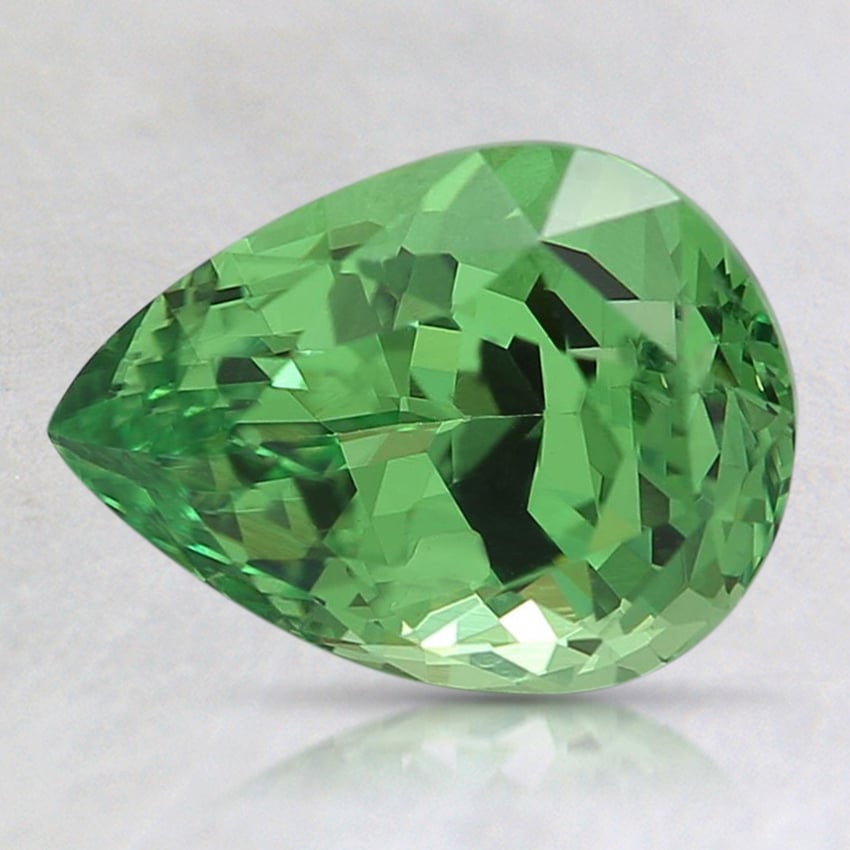 9x6.7mm Unheated Green Pear Garnet