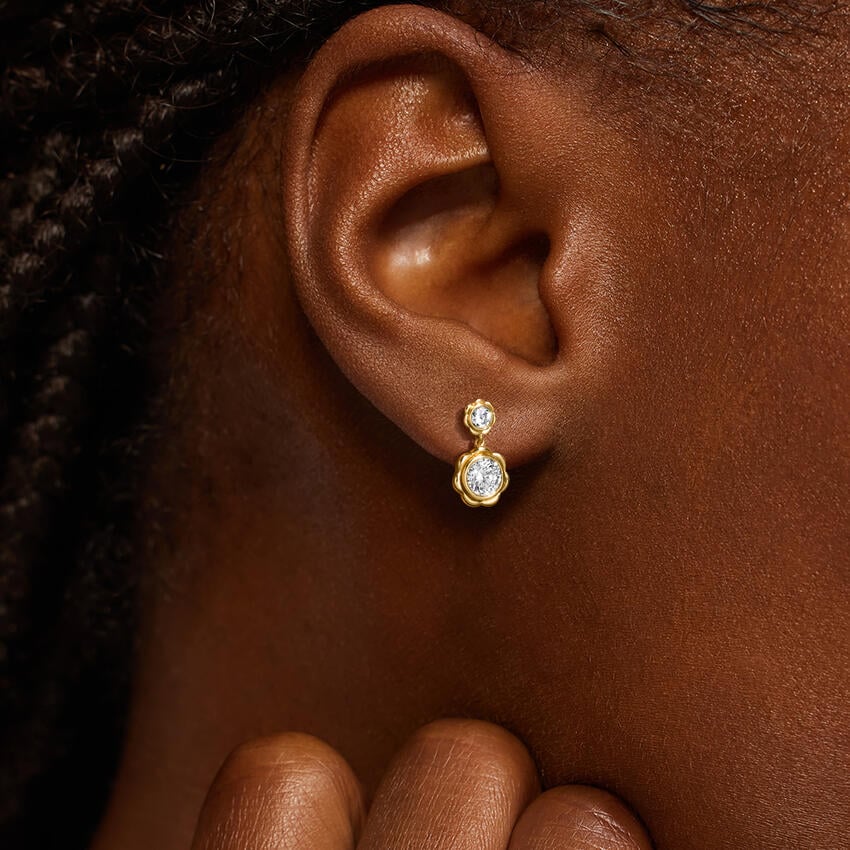 Carbon Capture Lab Diamond Flower Earrings (3/4 ct. tw.) in 14K Yellow Gold