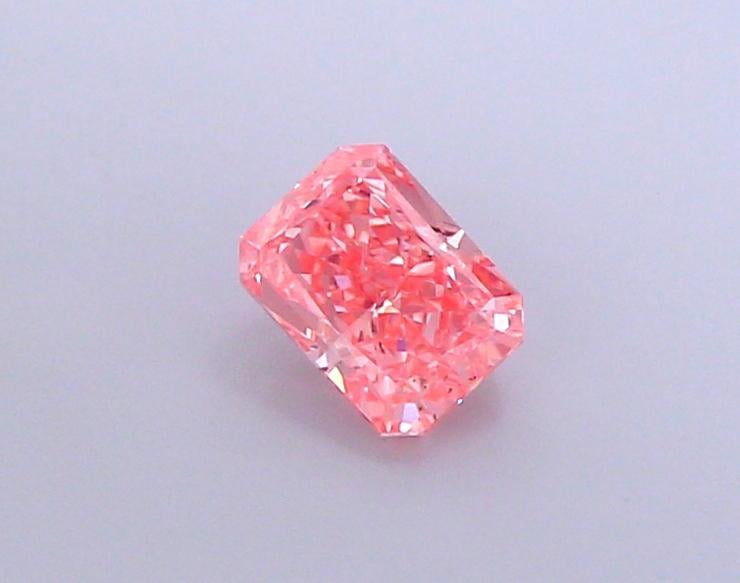 1.04 Ct. Fancy Vivid Pink Radiant Lab Grown Diamond