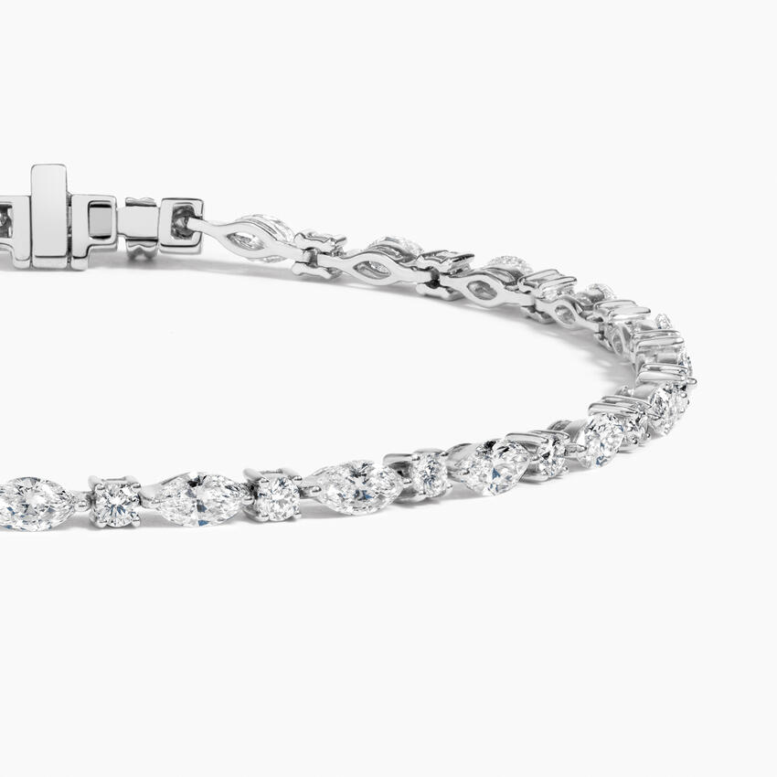 18K White Gold Versailles Diamond Tennis Bracelet (2 1/6 ct. tw.)
