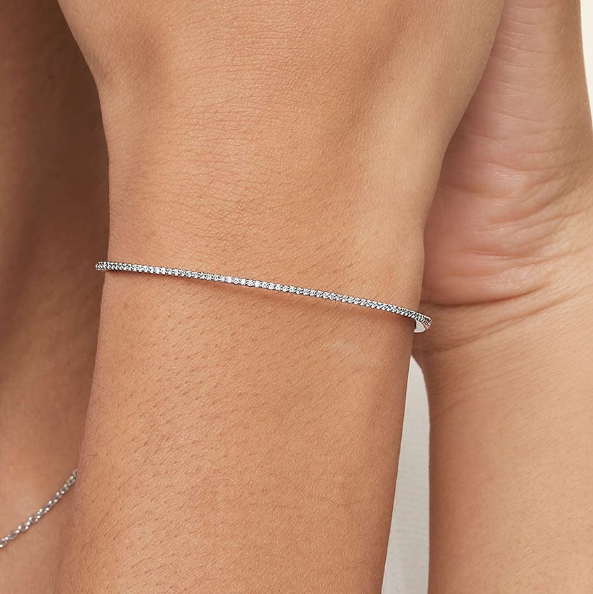 Whisper 6.5 in. Diamond Bangle Bracelet (3/8 ct. tw.) in 18K Whisper 6.5 in. Diamond Bangle Bracelet (3/8 ct. tw.) in 18K