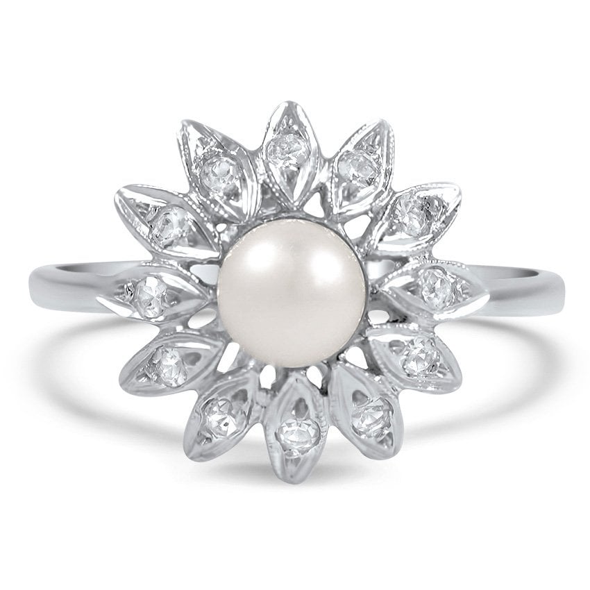 Retro Pearl Vintage Ring