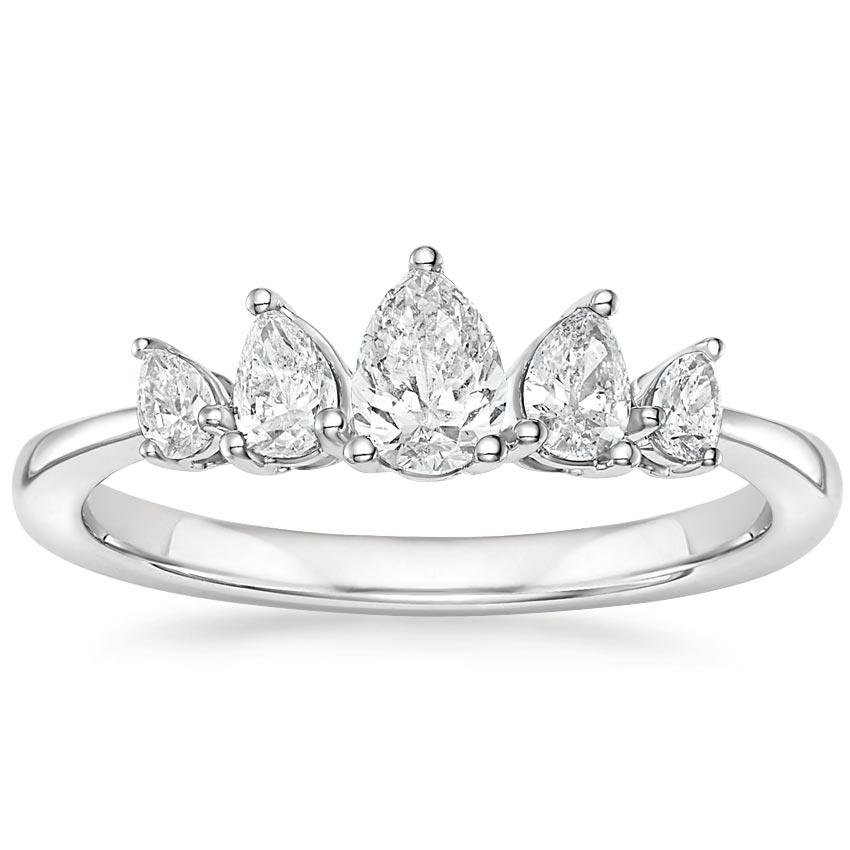 Agave Diamond Ring in Platinum