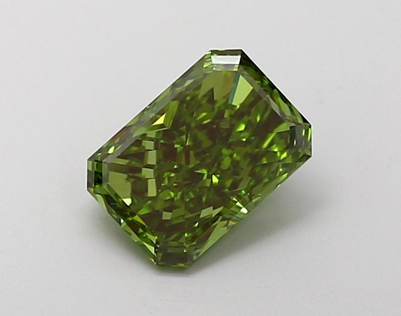 1.58 Ct. Fancy Vivid Green Radiant Lab Grown Diamond