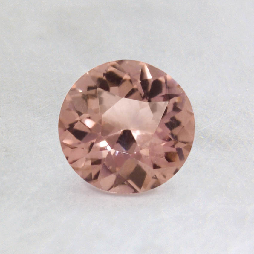 5.5mm Peach Round Sapphire