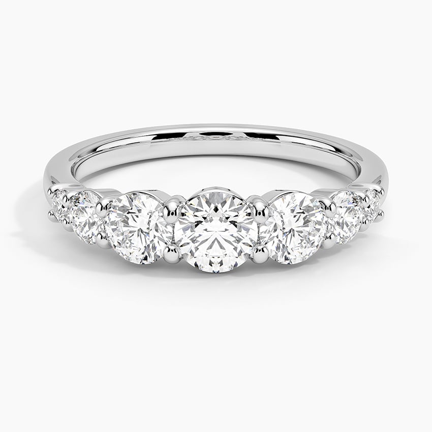 Graduated on sale diamond band