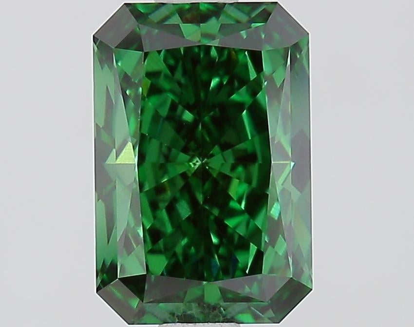 1.52 Ct. Fancy Vivid Green Radiant Lab Grown Diamond