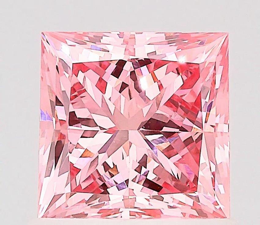 1.05 Ct. Fancy Vivid Pink Princess Lab Grown Diamond
