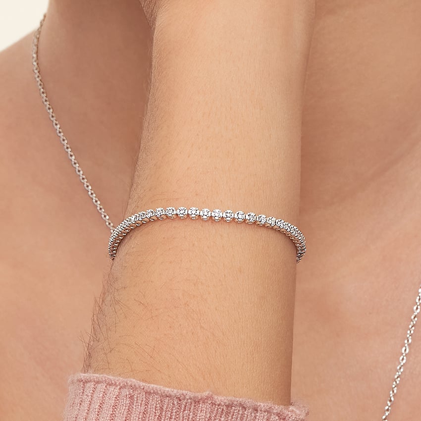 kenta　1 Cadenza Halo Diamond Ring in 18K Yellow Gold | Brilliant Earth