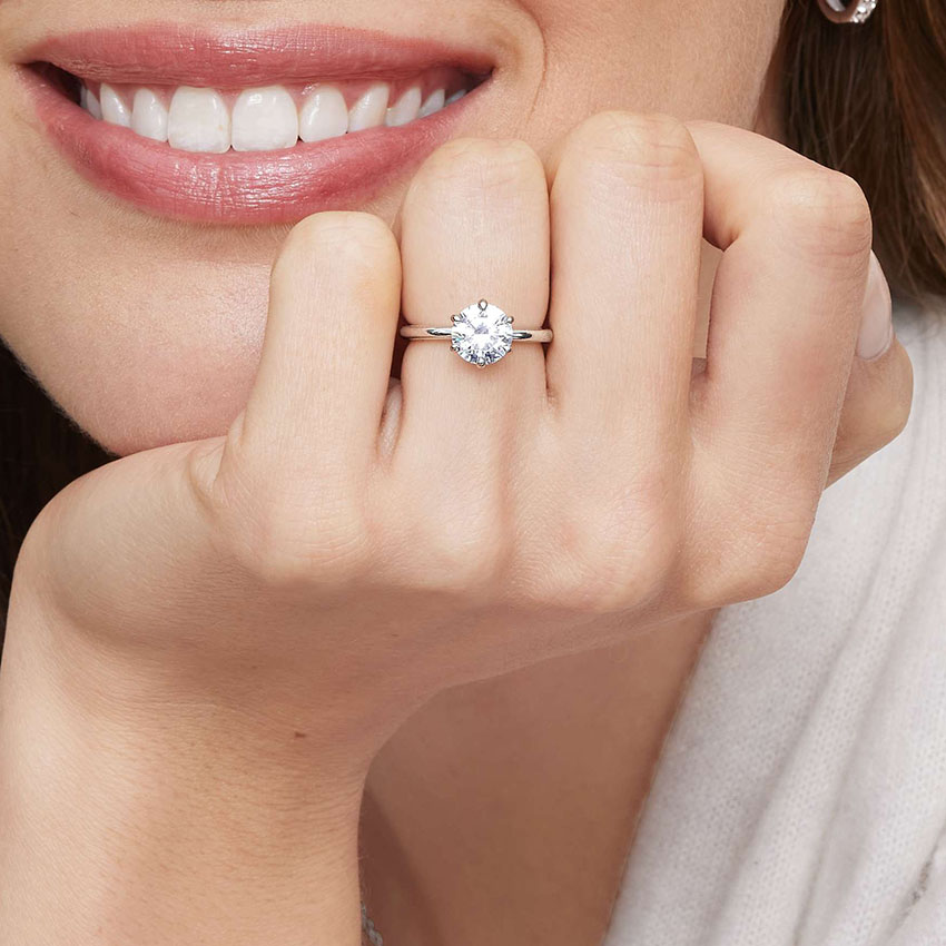 18K White Gold 1.8mm Esme Ring