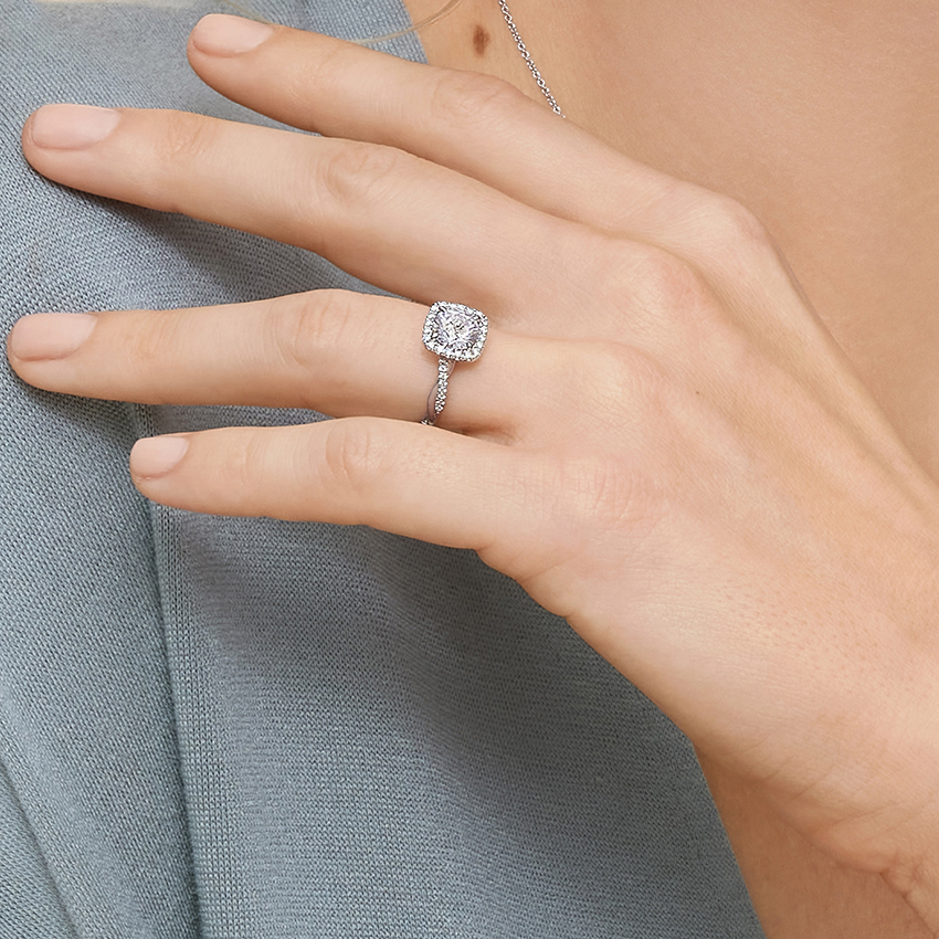 18K White Gold Petite Twisted Vine Halo Diamond Ring (1/4 ct. tw.)