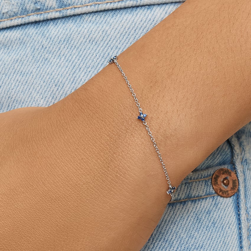 18K White Gold Petal Sapphire Bracelet