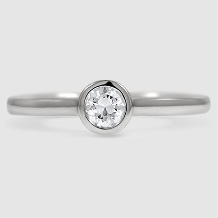 18K White Gold luna 2mm bezel 