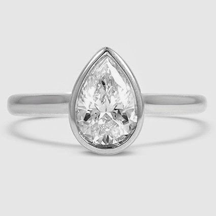 18K White Gold luna 2mm bezel 