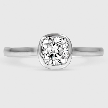 18K White Gold luna 2mm bezel 