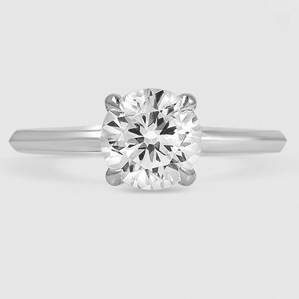 18K White Gold hazel solitaire 
