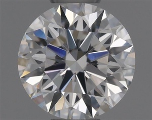 Round diamond — real photo
