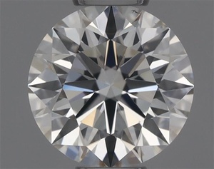 Round diamond — real photo