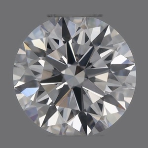 Round diamond — real photo