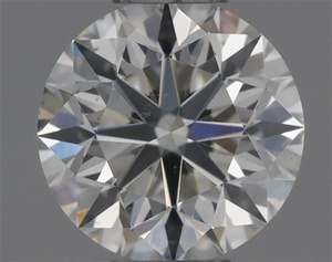 Round diamond — real photo