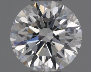 Round diamond — real photo