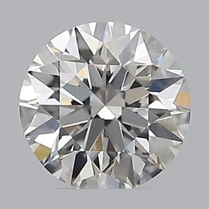 Round diamond — real photo