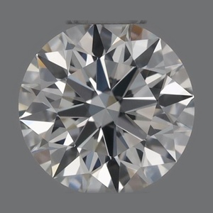 Round diamond — real photo