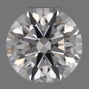 Round diamond — real photo
