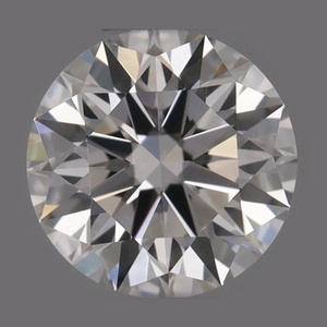 Round diamond — real photo