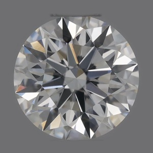 Round diamond — real photo