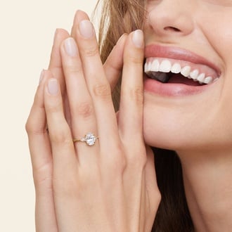 Aria Three Stone with 2.5ct Round Certified Lab Diamond in 18K Yellow Gold