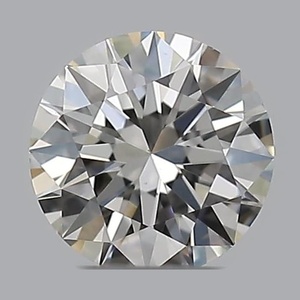 Round diamond — real photo