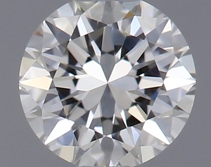 Round diamond — real photo