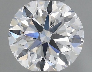 Round diamond — real photo