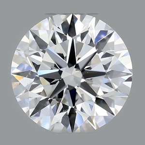 Round diamond — real photo