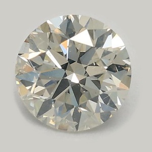 Round diamond — real photo