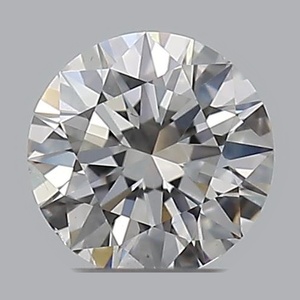 Round diamond — real photo