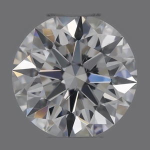 Round diamond — real photo